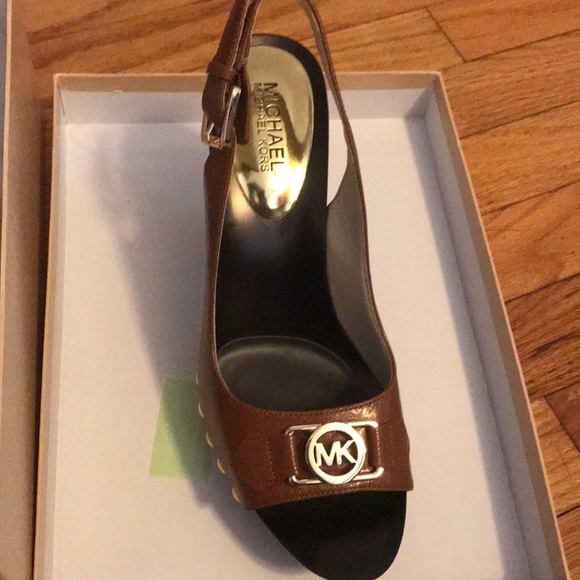 Never worn Micheal Kora - Picture 5 of 6